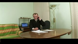 دو عضلاتی گرم لڑکوں  ...